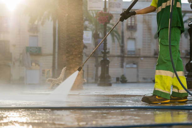 Best Garage Pressure Washing  in Del Aire, CA